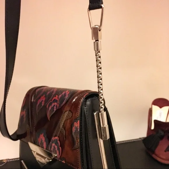 Alexander Women Made in Italy Leather Handbag - Picture 3 of 6